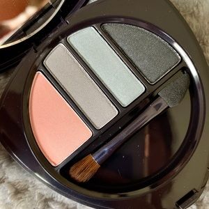 Dr. Hauschka eyeshadow palette
